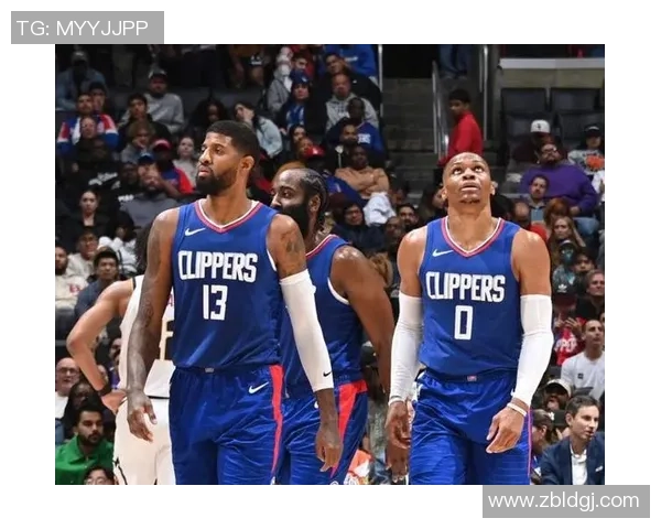 今天快船对阵火箭精彩录播回顾赛场瞬间与精彩表现分析 今天快船对阵火箭精彩录播回顾赛场瞬间与精彩表现分析