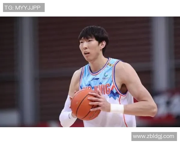 周琦在国际赛场上的崛起与挑战：篮球巨星的成长之路与未来展望